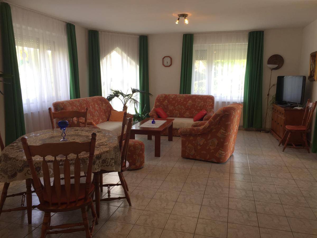 Maria Apartmanhaz Залакарош Экстерьер фото